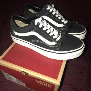 Black old skool vans